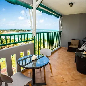 https://enchanted-jewel-39-beachfront-pool.comcaribbean.com