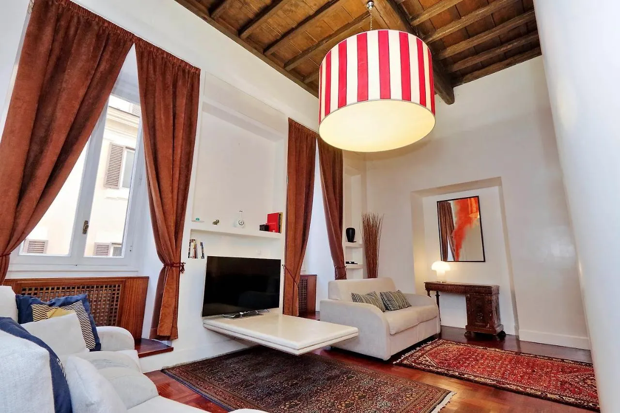 Pantheon Family Junior Suite Rom Apartment